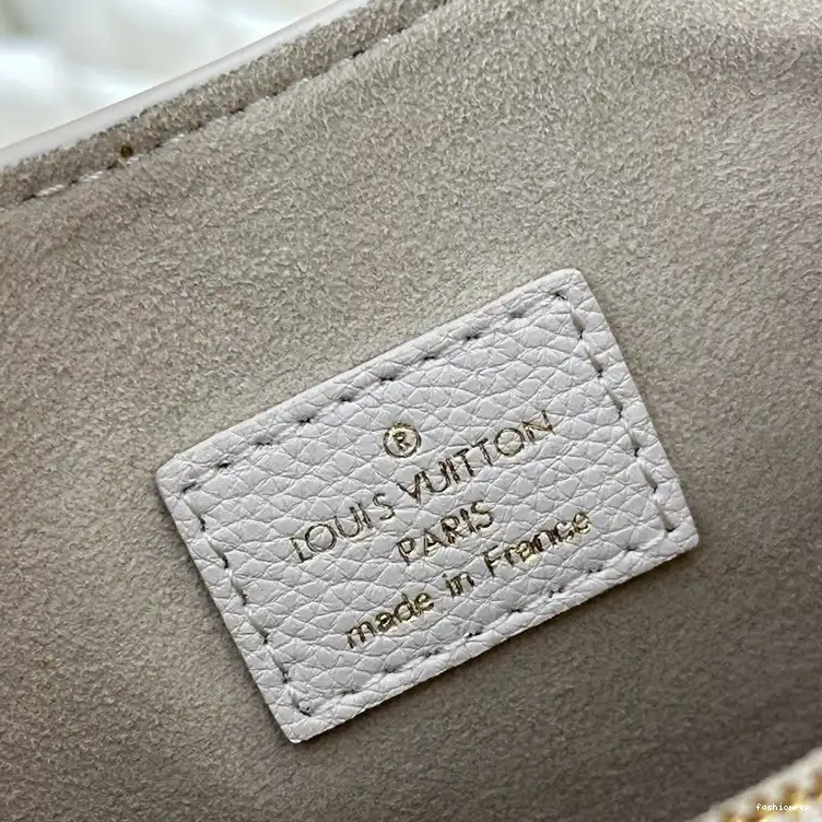 Fashionrepsfam ru Bags LV 2407YZ0215 0616